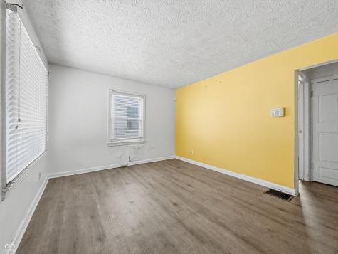 1929 N Linwood Avenue Indianapolis IN 46218