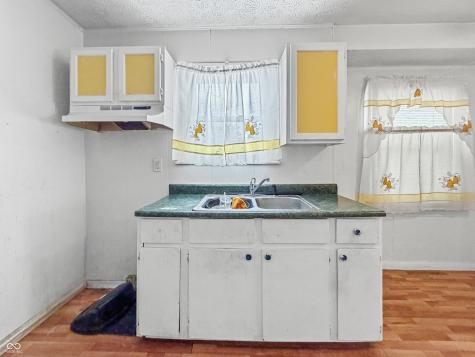 1929 N Linwood Avenue Indianapolis IN 46218