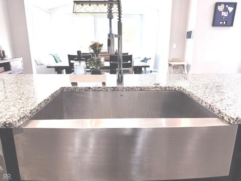 8451 Rockwood Lane Indianapolis IN 46259