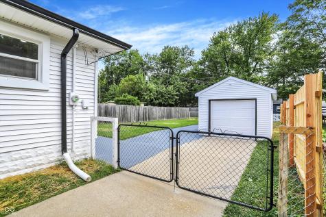 1313 Wallace Avenue Indianapolis IN 46201
