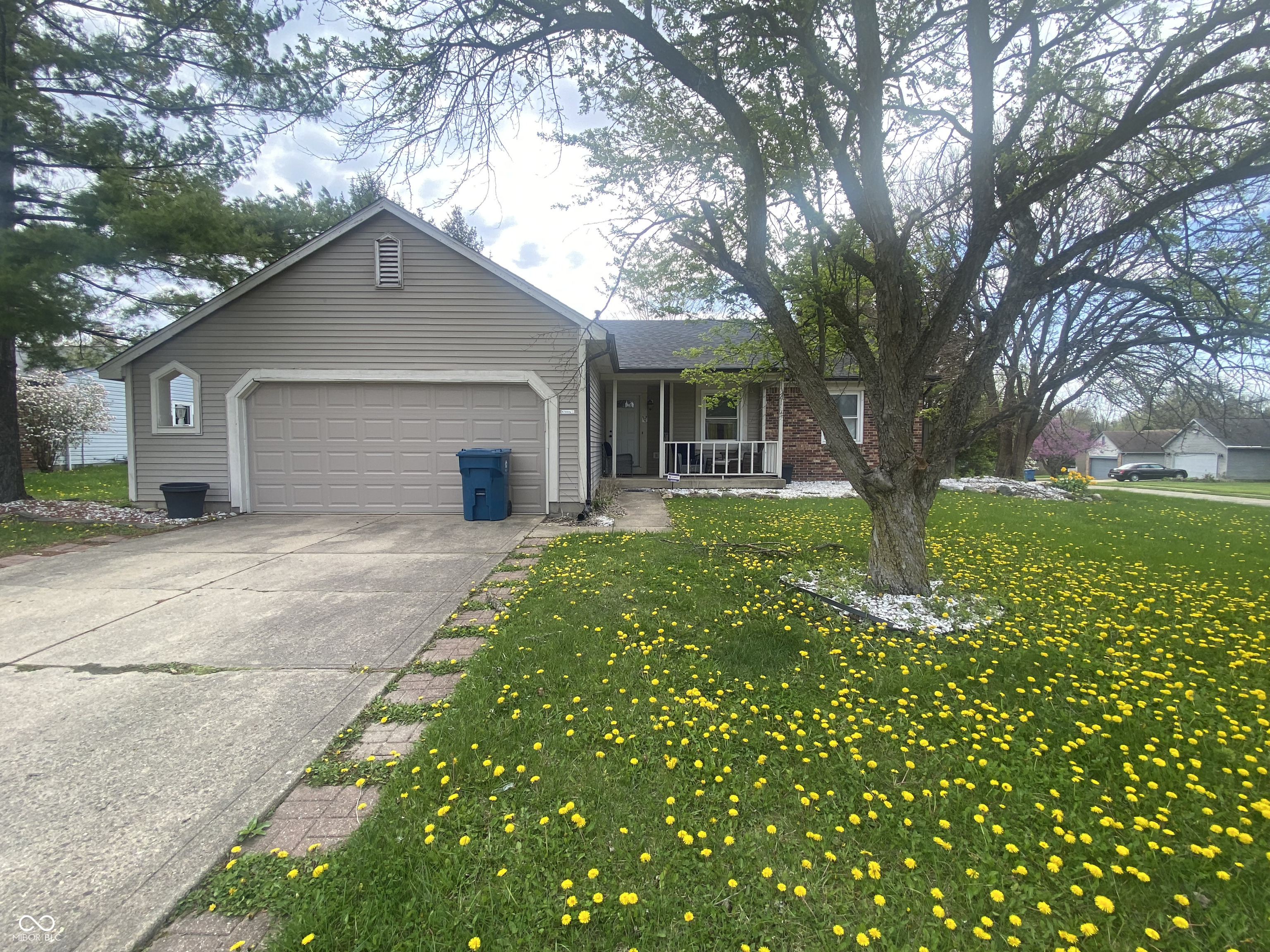 6011 Mcclellan Court Indianapolis IN 46254