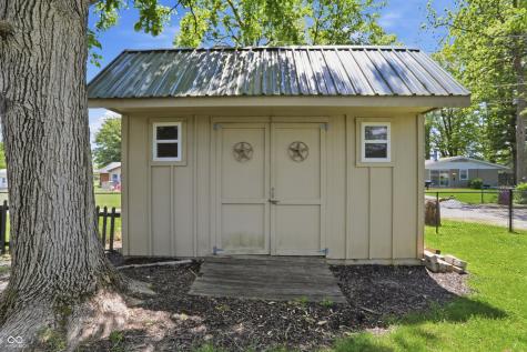 211 W Mckenzie Road Greenfield IN 46140