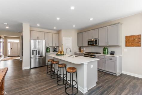 5095 Astor Way Mccordsville IN 46055