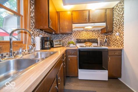 117 Cottonwood Drive Cicero IN 46034
