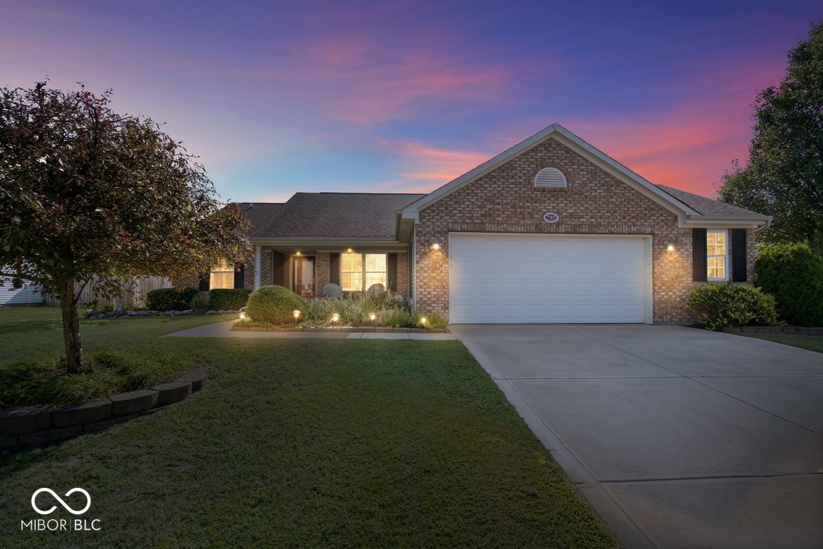 727 Crystal Farms Drive Avon IN 46123