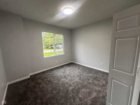 223 N Coventry Drive Anderson IN 46012