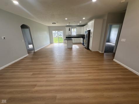 223 N Coventry Drive Anderson IN 46012