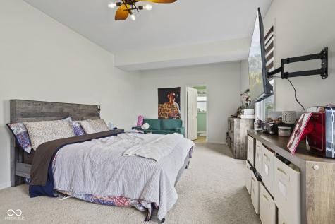 1091 Margate Drive Greenwood IN 46143