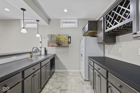 1091 Margate Drive Greenwood IN 46143