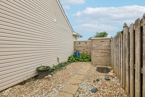 731 Westover Road Avon IN 46123