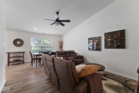 992 Cass Drive Franklin IN 46131