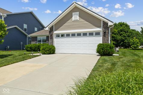 992 Cass Drive Franklin IN 46131