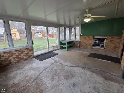 6811 Cordova Drive Indianapolis IN 46221