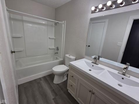 6811 Cordova Drive Indianapolis IN 46221