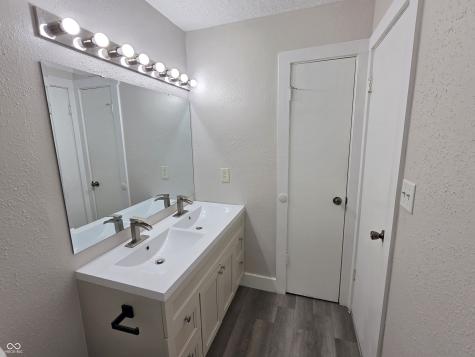 6811 Cordova Drive Indianapolis IN 46221