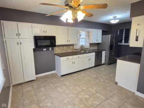 6811 Cordova Drive Indianapolis IN 46221