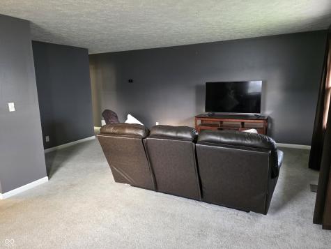 6811 Cordova Drive Indianapolis IN 46221