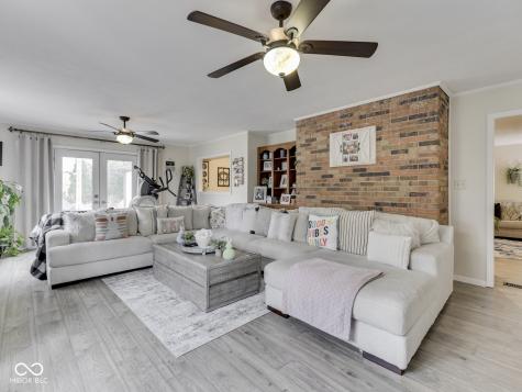 224 N Peterman Road Greenwood IN 46142