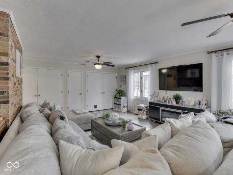 224 N Peterman Road Greenwood IN 46142