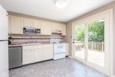 7525 Turnberry Court Indianapolis IN 46237