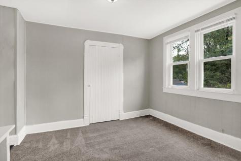 906 Villa Avenue Indianapolis IN 46203