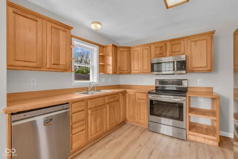 331 W Hanna Avenue Indianapolis IN 46217