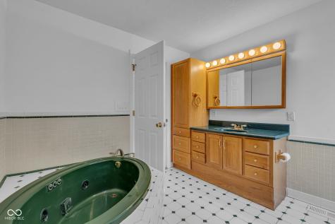 331 W Hanna Avenue Indianapolis IN 46217