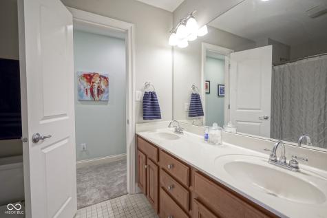 10053 Soaring Eagle Lane Fishers IN 46055
