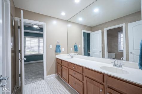 10053 Soaring Eagle Lane Fishers IN 46055