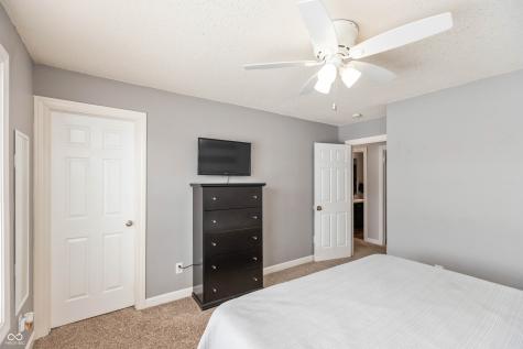 3015 Parkview Drive Columbus IN 47201