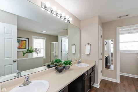 3015 Parkview Drive Columbus IN 47201