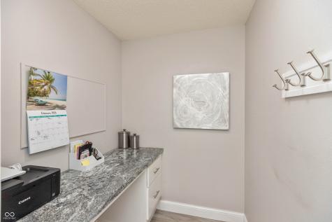 3015 Parkview Drive Columbus IN 47201