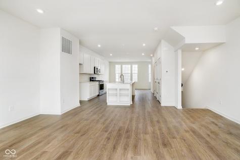 14524 Elsmere Lane Carmel IN 46074