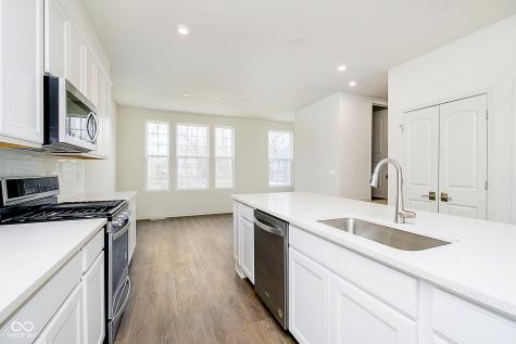 14524 Elsmere Lane Carmel IN 46074