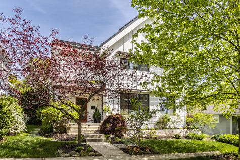 580 W Cedar Street Zionsville IN 46077