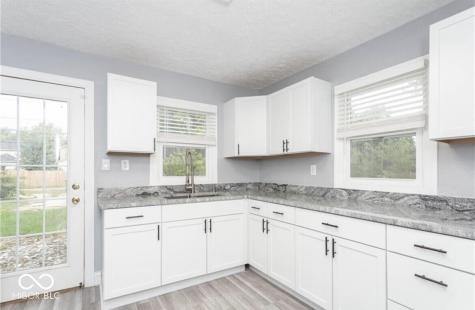1058 N Traub Avenue Indianapolis IN 46222