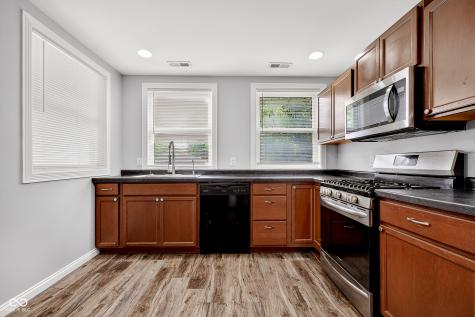 1402 S Hawthorne Lane Indianapolis IN 46203