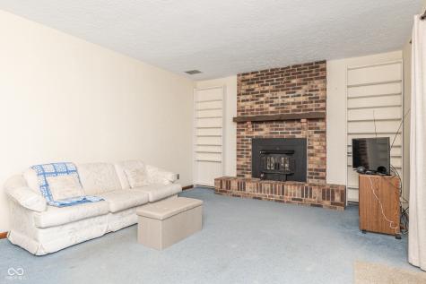 1405 Maria Lane Avon IN 46123