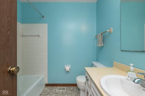 1405 Maria Lane Avon IN 46123
