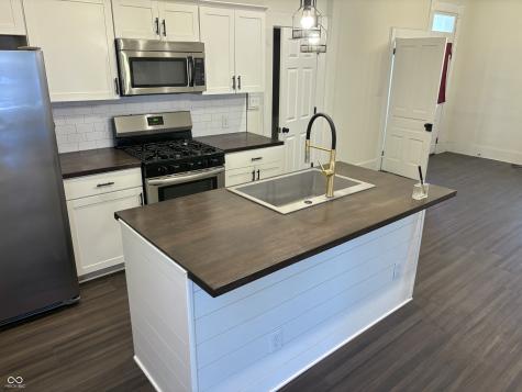 1745 Union Street Indianapolis IN 46225