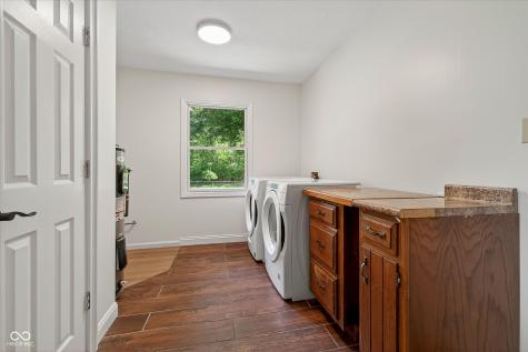 9838 Barth Drive Zionsville IN 46077