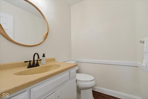 9838 Barth Drive Zionsville IN 46077