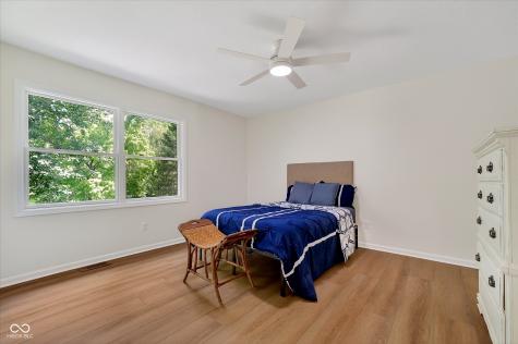 9838 Barth Drive Zionsville IN 46077