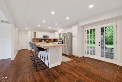 9838 Barth Drive Zionsville IN 46077