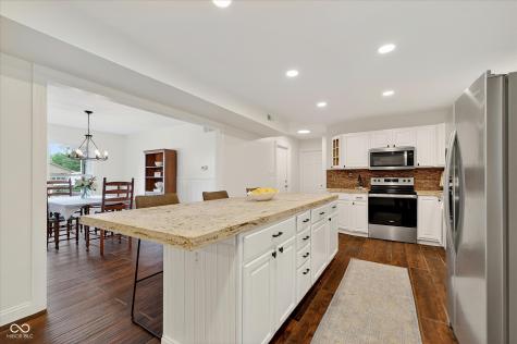 9838 Barth Drive Zionsville IN 46077