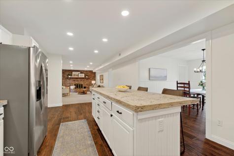 9838 Barth Drive Zionsville IN 46077