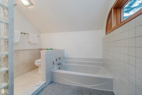 18 Point Lane Arcadia IN 46030