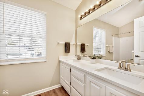 11931 Van Herp Court Indianapolis IN 46236