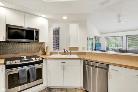 3033 Daum Court Carmel IN 46033