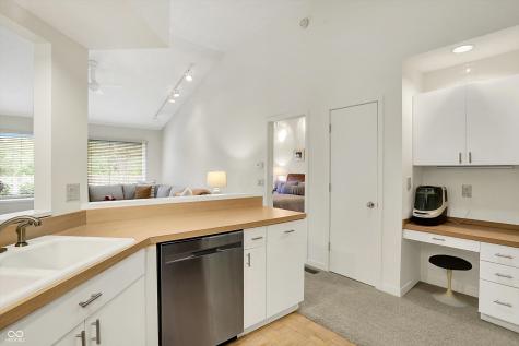 3033 Daum Court Carmel IN 46033